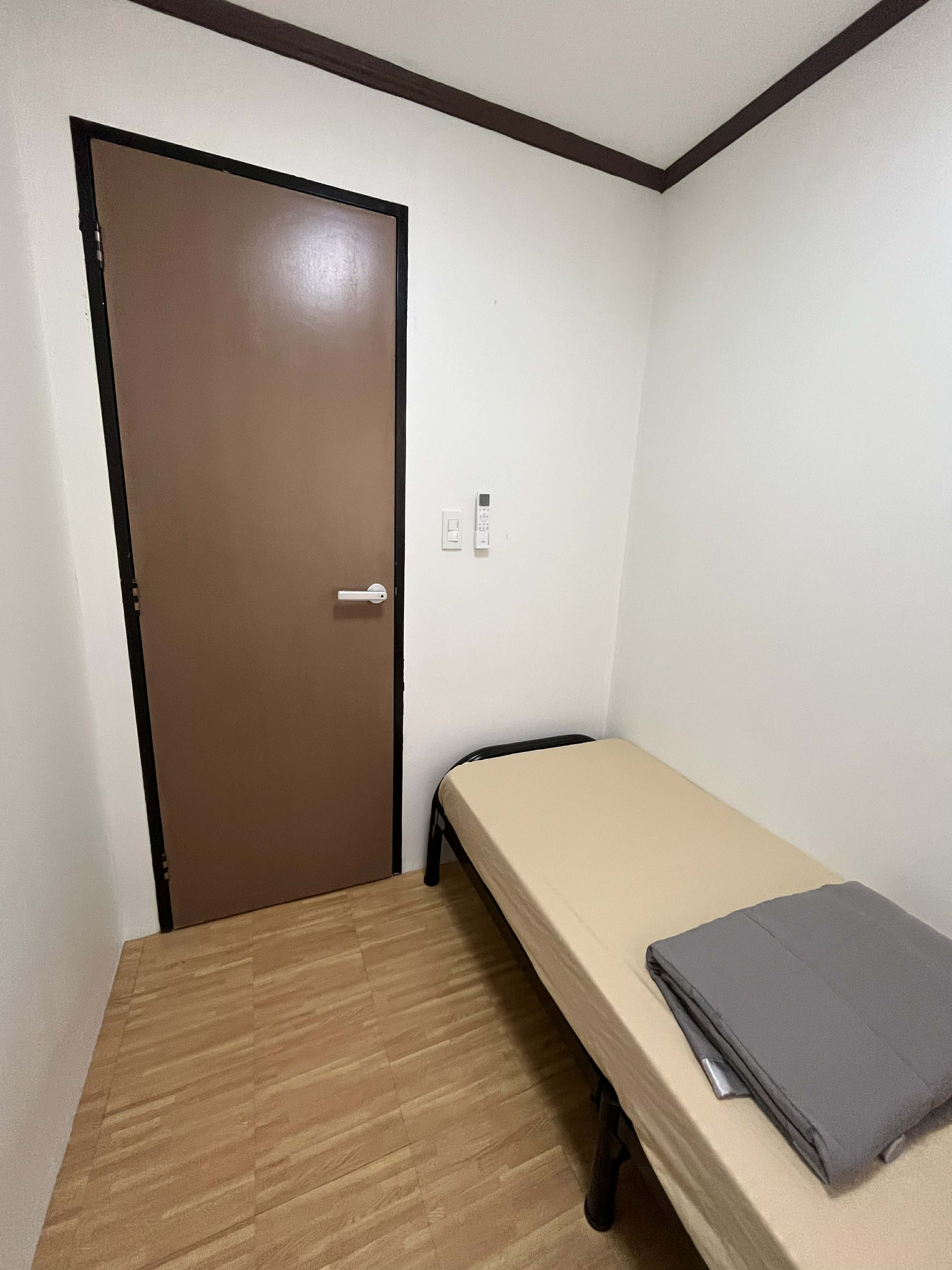 Single Room 1